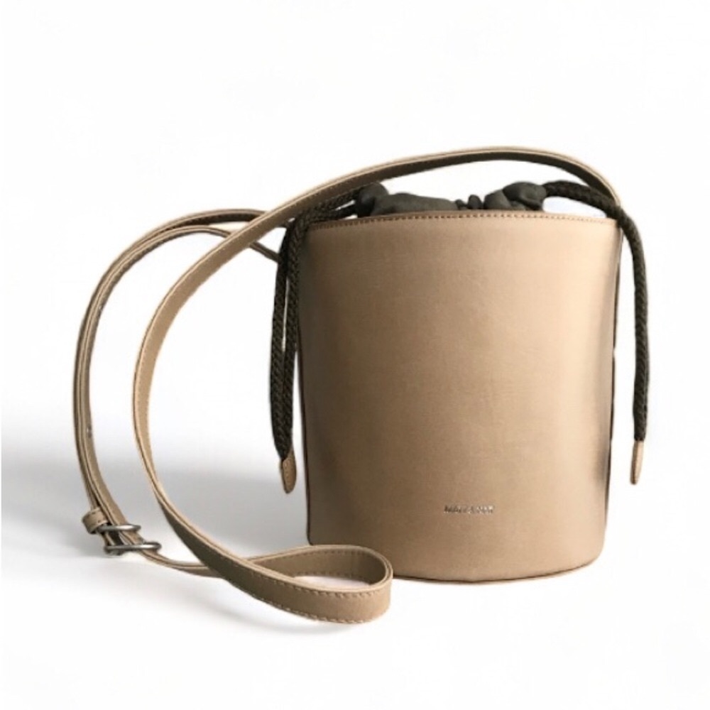 Like-New MATT & NAT Bini Bucket Crossbody Bag Vegan Leather Purse in Beige